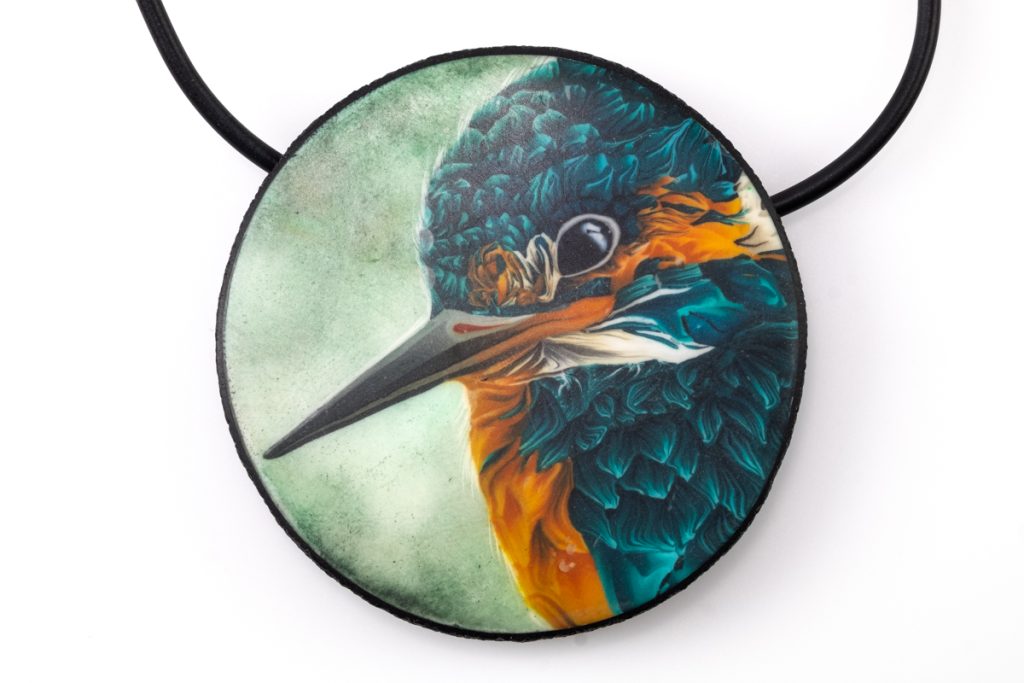Kingfisher Pendant by Claire Wallis. Cat. No. 24-039