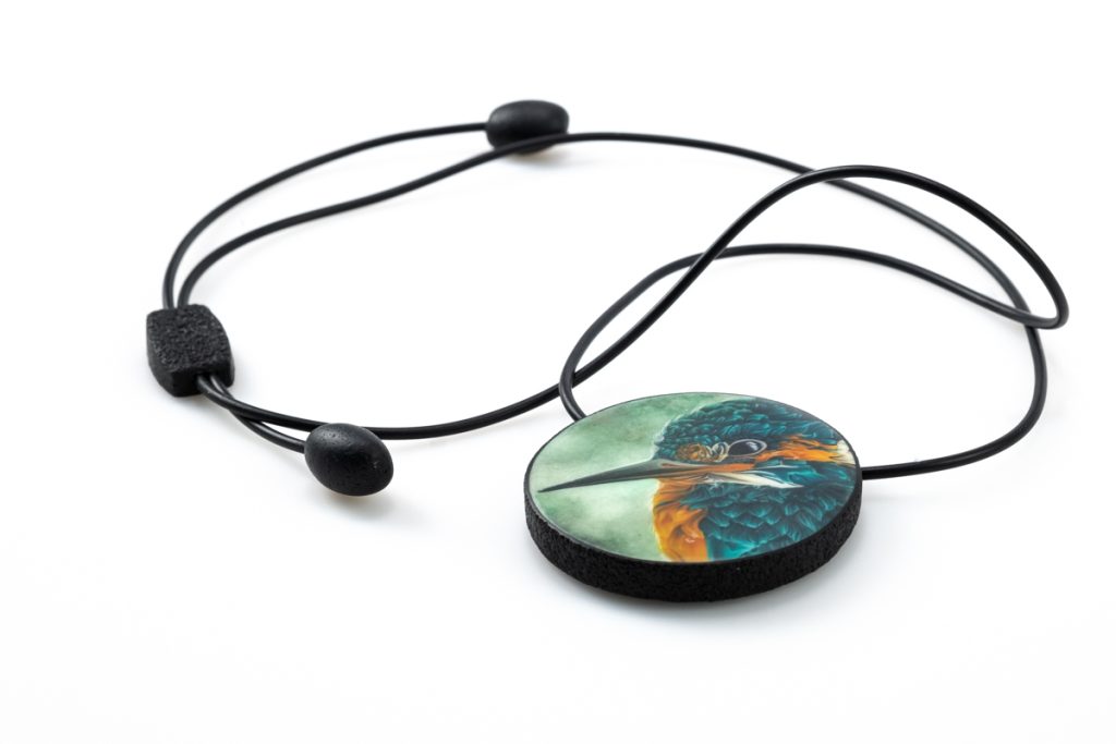 Kingfisher Pendant by Claire Wallis. Cat. No. 24-039